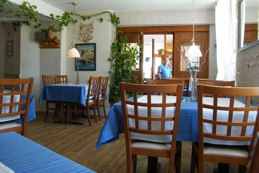 Taverna6
