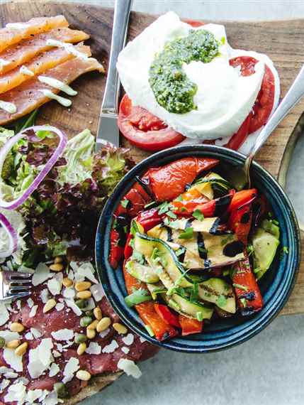 Griechisches Restaurant "TAVERNA NOSTOS" in Hamburg-Bergedorf